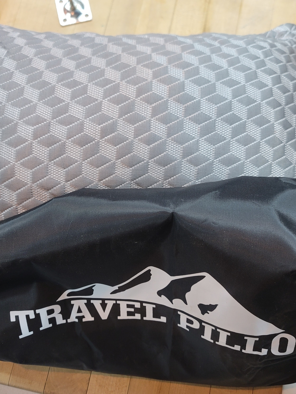 Travel Pillow W Carry Bag